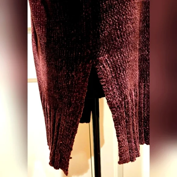 LOFT Cardigan Soft Chenille Sz Small Cranberry Color - Picture 4 of 9